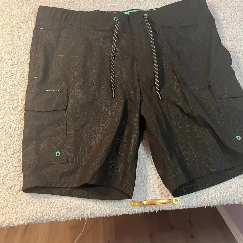 Zero Posur Size XL men’s swim trunks